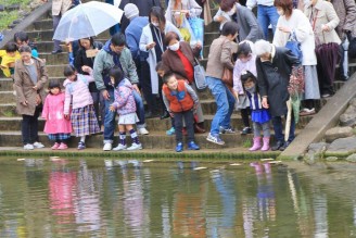 3月おひなまつり流し雛